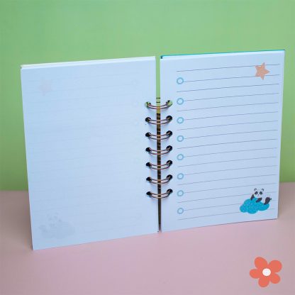 Notizbuch A6 mit schlafendem Panda-Desig – Bild 4